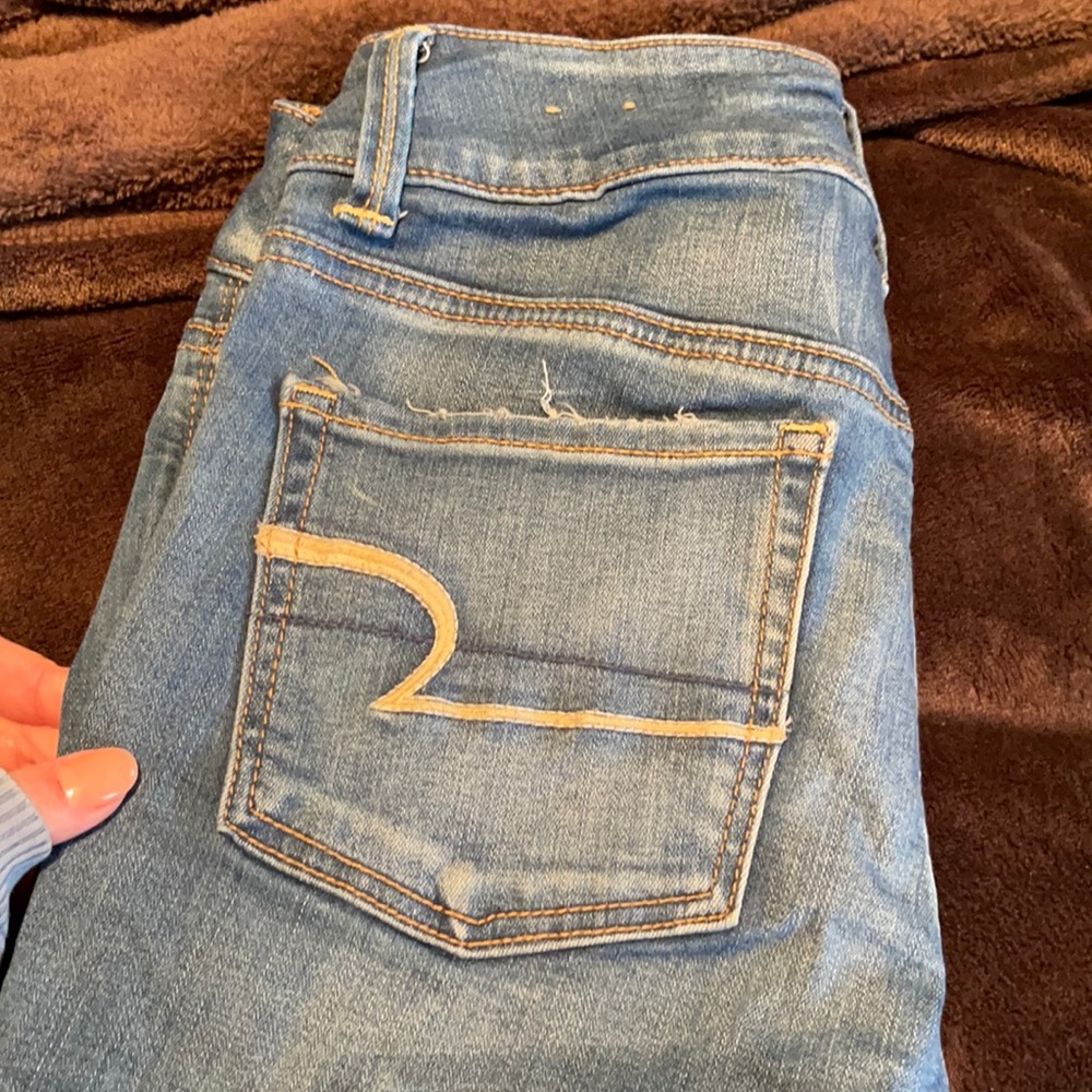 American eagle artist crop Jean